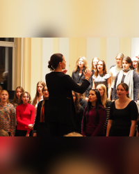 Weihnachtszauber in allen Tönen - ein magisches Weihnachtskonzert am BORG Krems